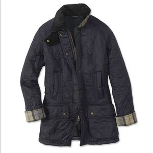 Women’s Beadnell Barbour Quilted Jacket Navy